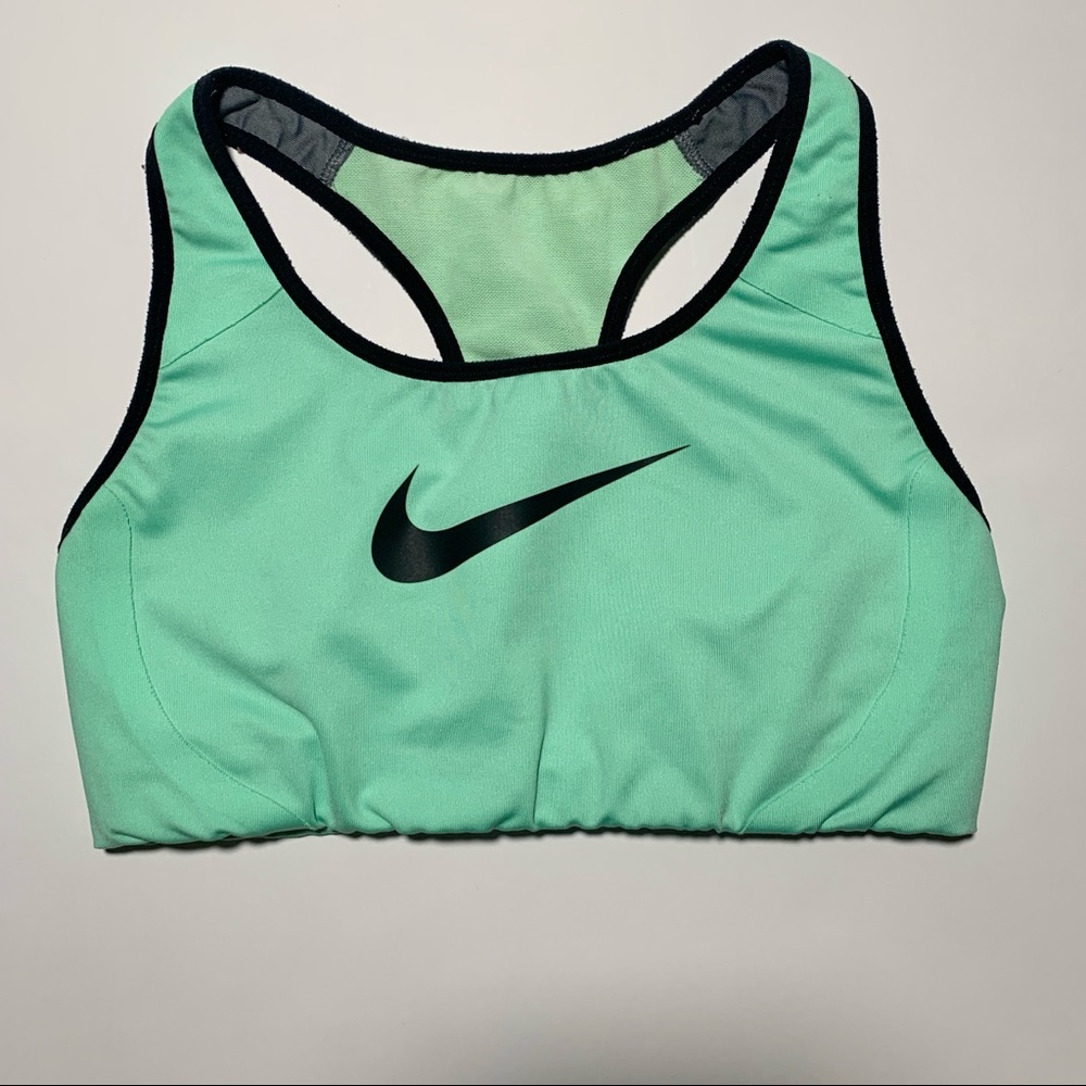 Nike women’s sports bra dri fit size small mint